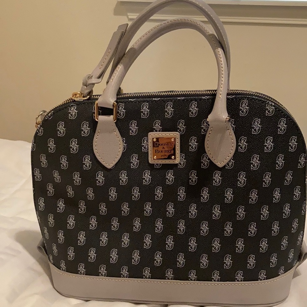 Dooney and Bourke Mariners MLB Zip Zip satchel